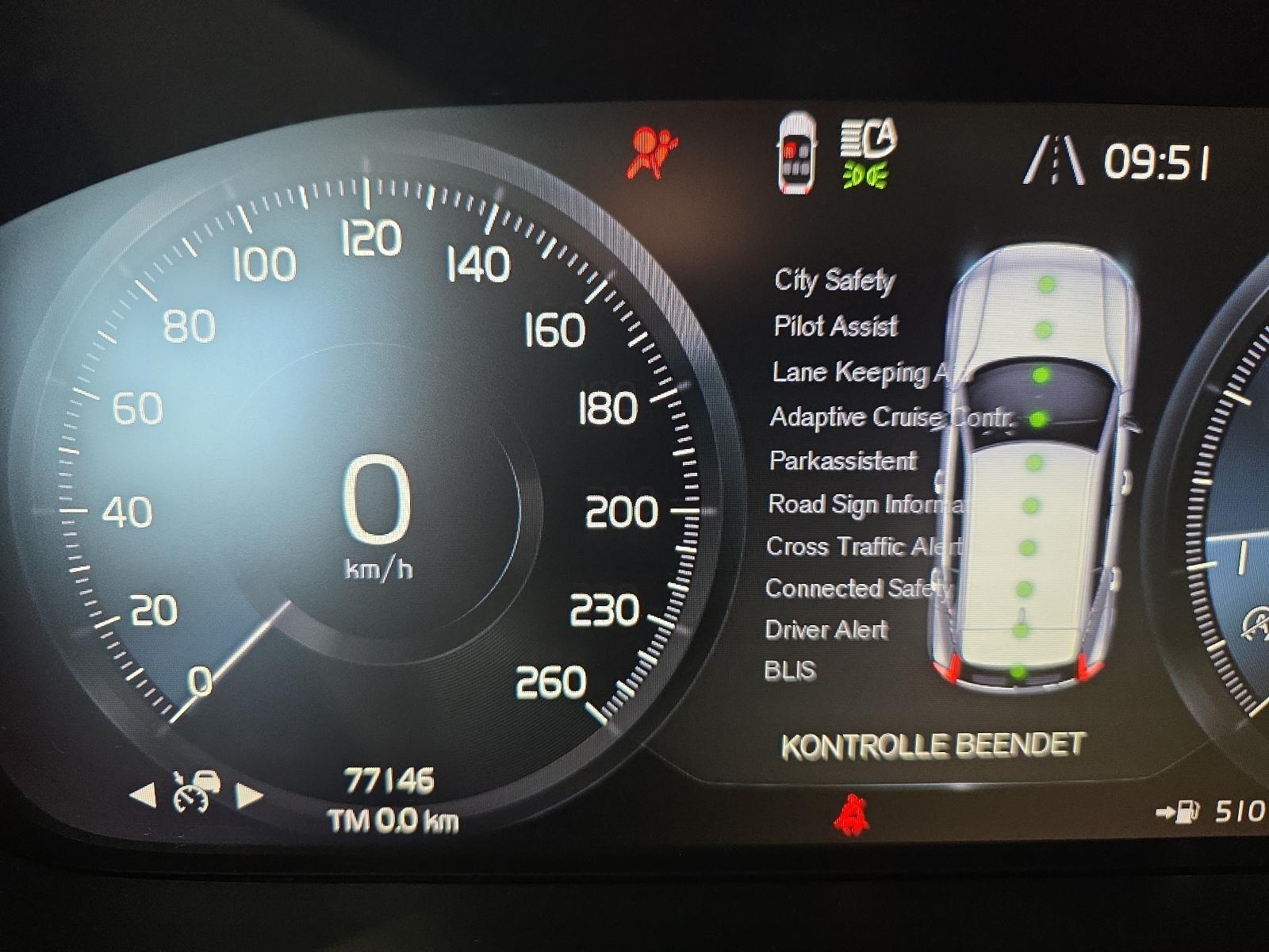 Volvo XC40 T3 Momentum Pro ACC BLIS AHK Kamera LED SHZ