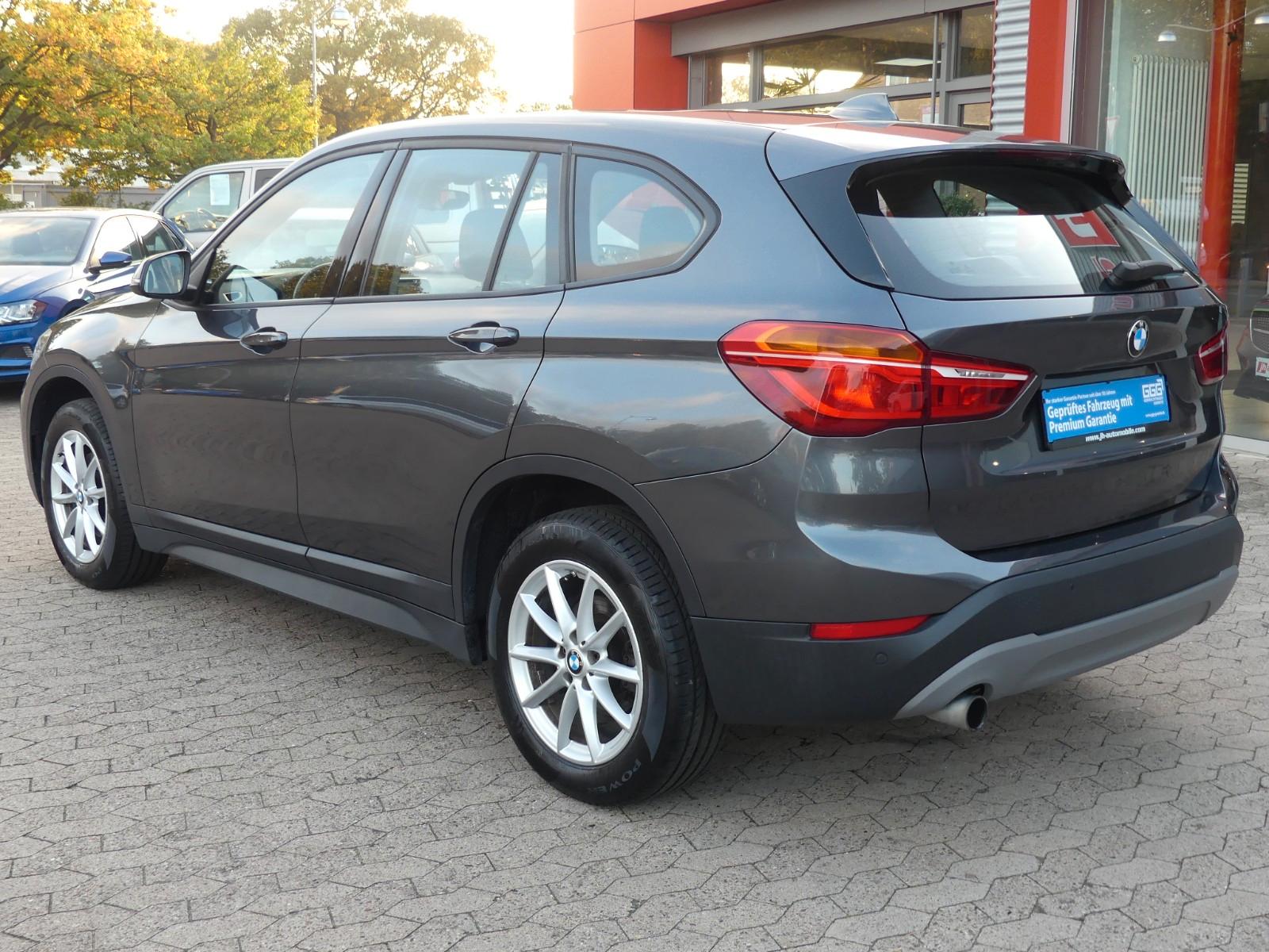 BMW X1 sDrive 18 i Advantage*Navi*Sitzhzg.*Panorama