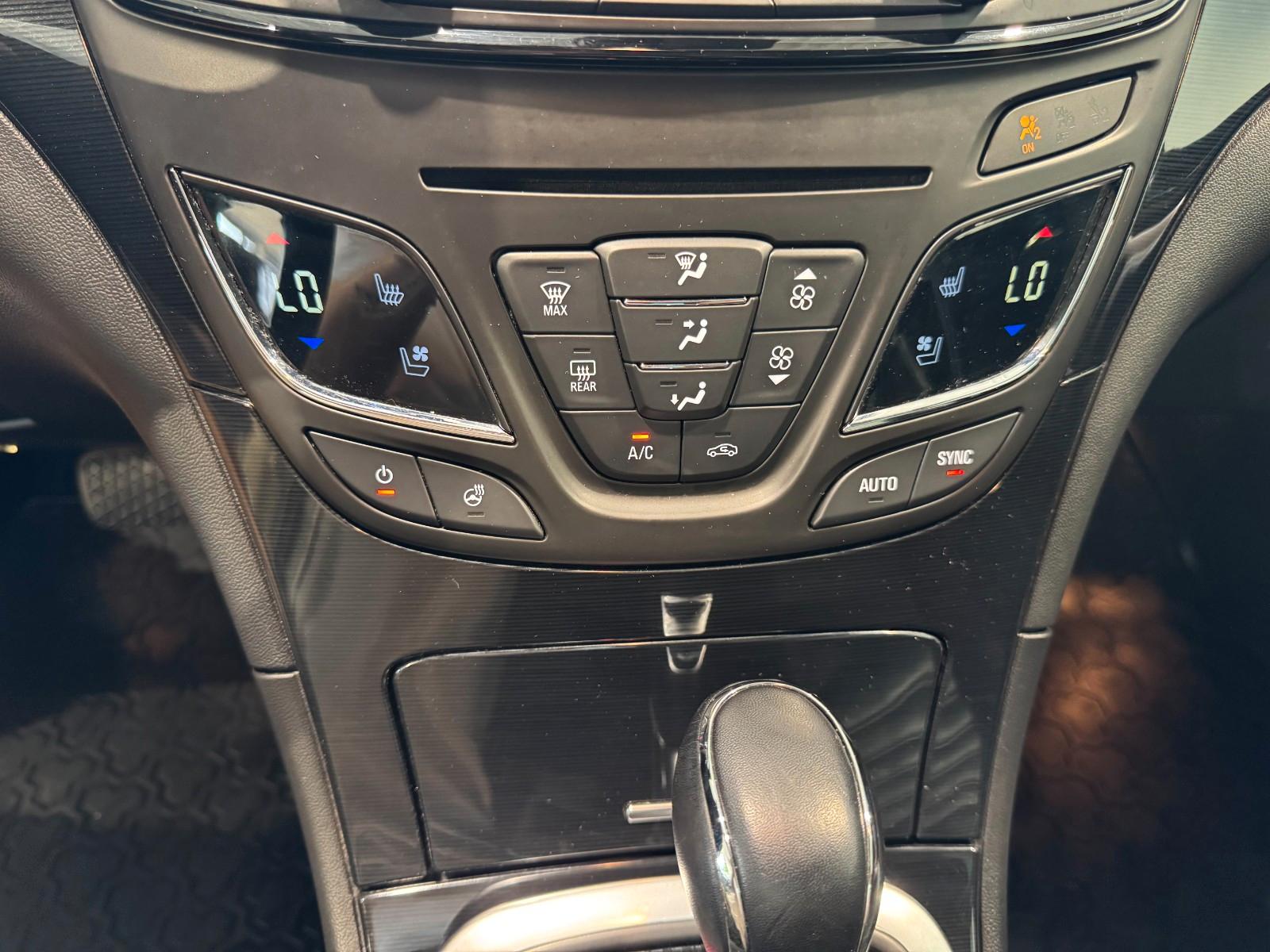 Opel Insignia A Sports Business KAMERA/Bose/Xeno/NAVI