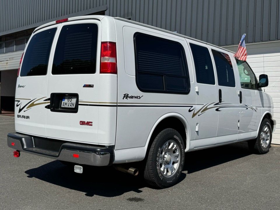 Fahrzeugabbildung Chevrolet Express Chevy Van Regency 5.3 V8 GMC Savana