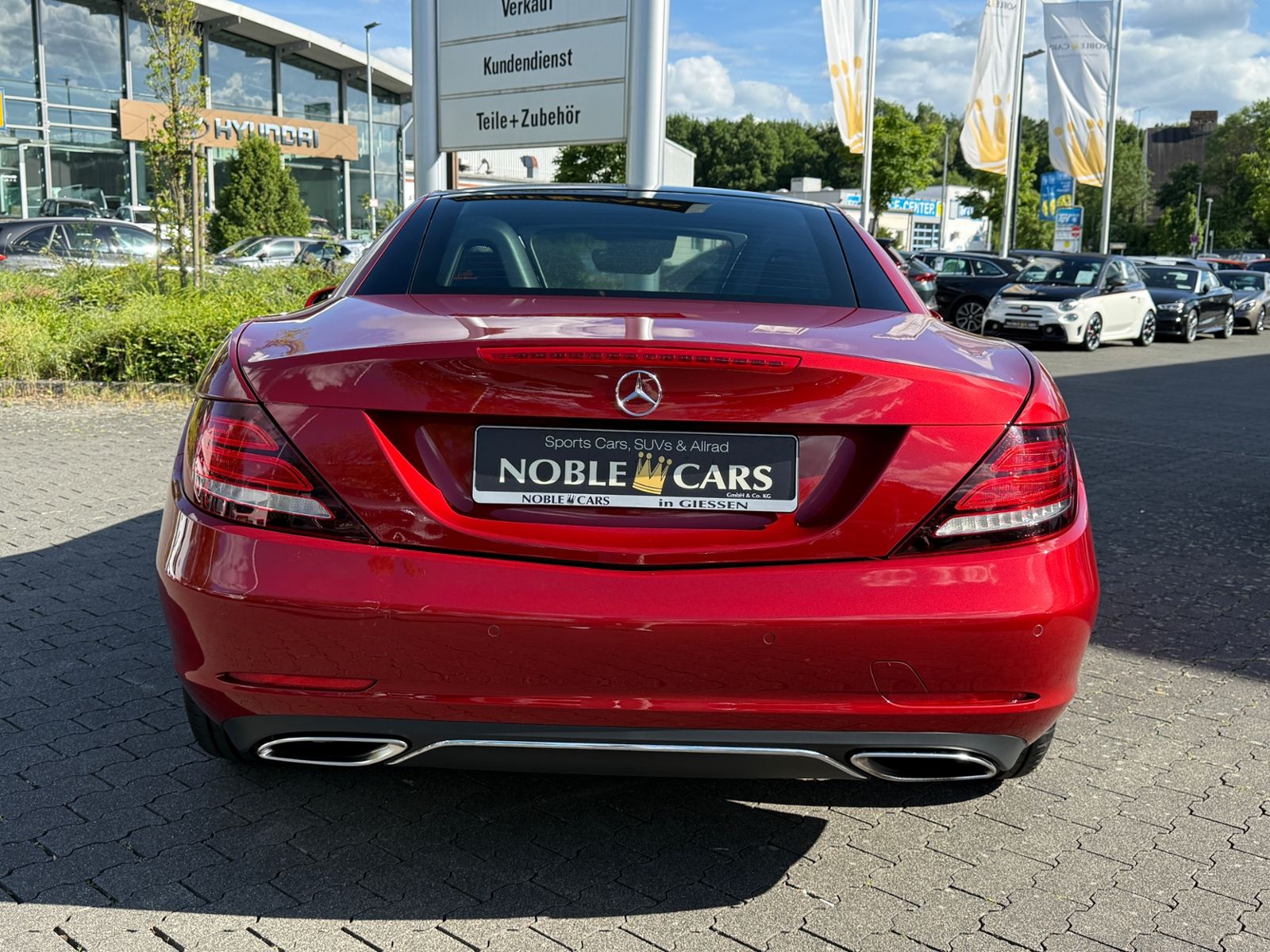 Fahrzeugabbildung Mercedes-Benz SLC 300 AIRSCARF LED NAVI SHZ