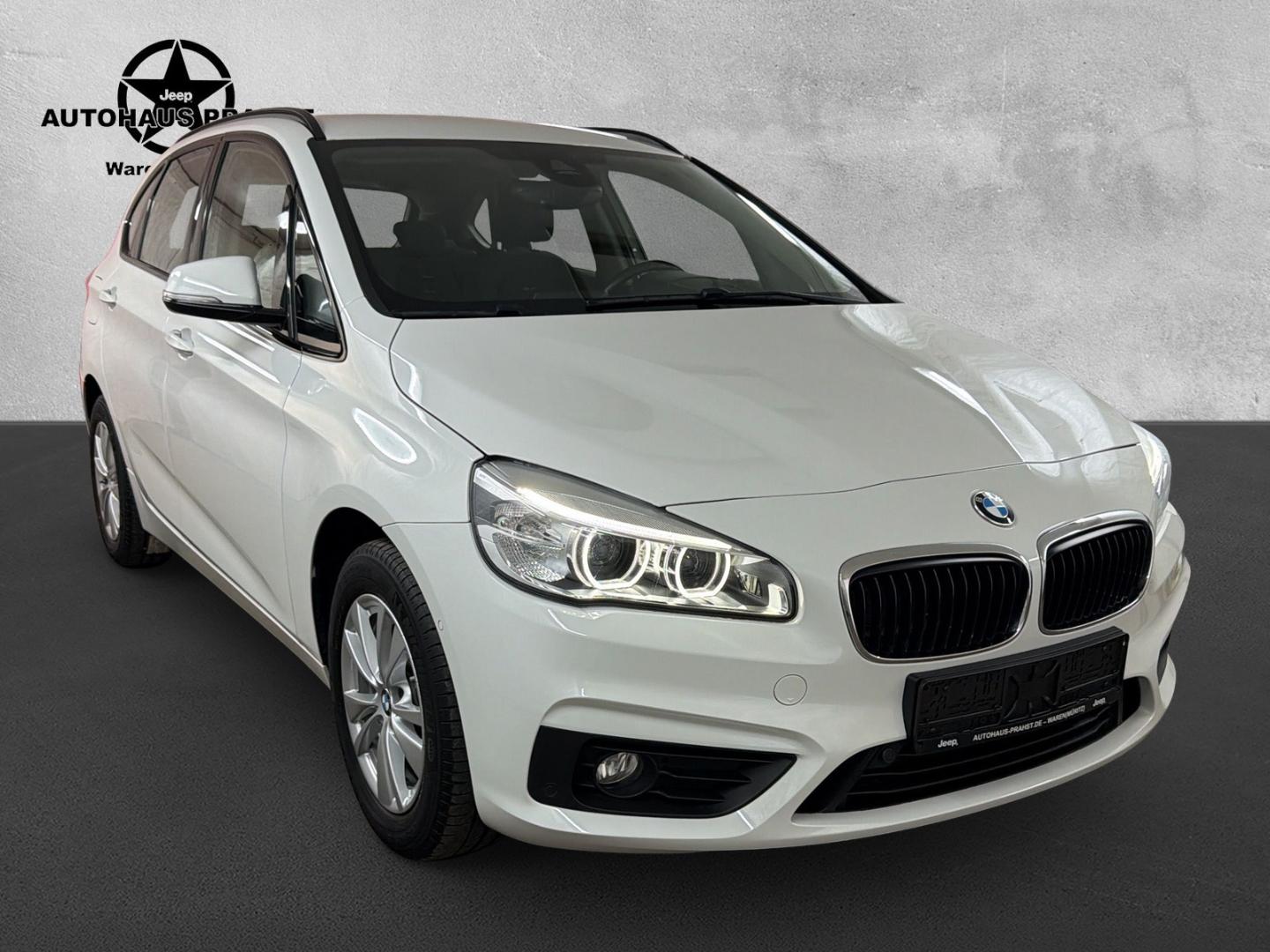 BMW 218 d Active Tourer NAVI LED PDC Sitzheizung AHK