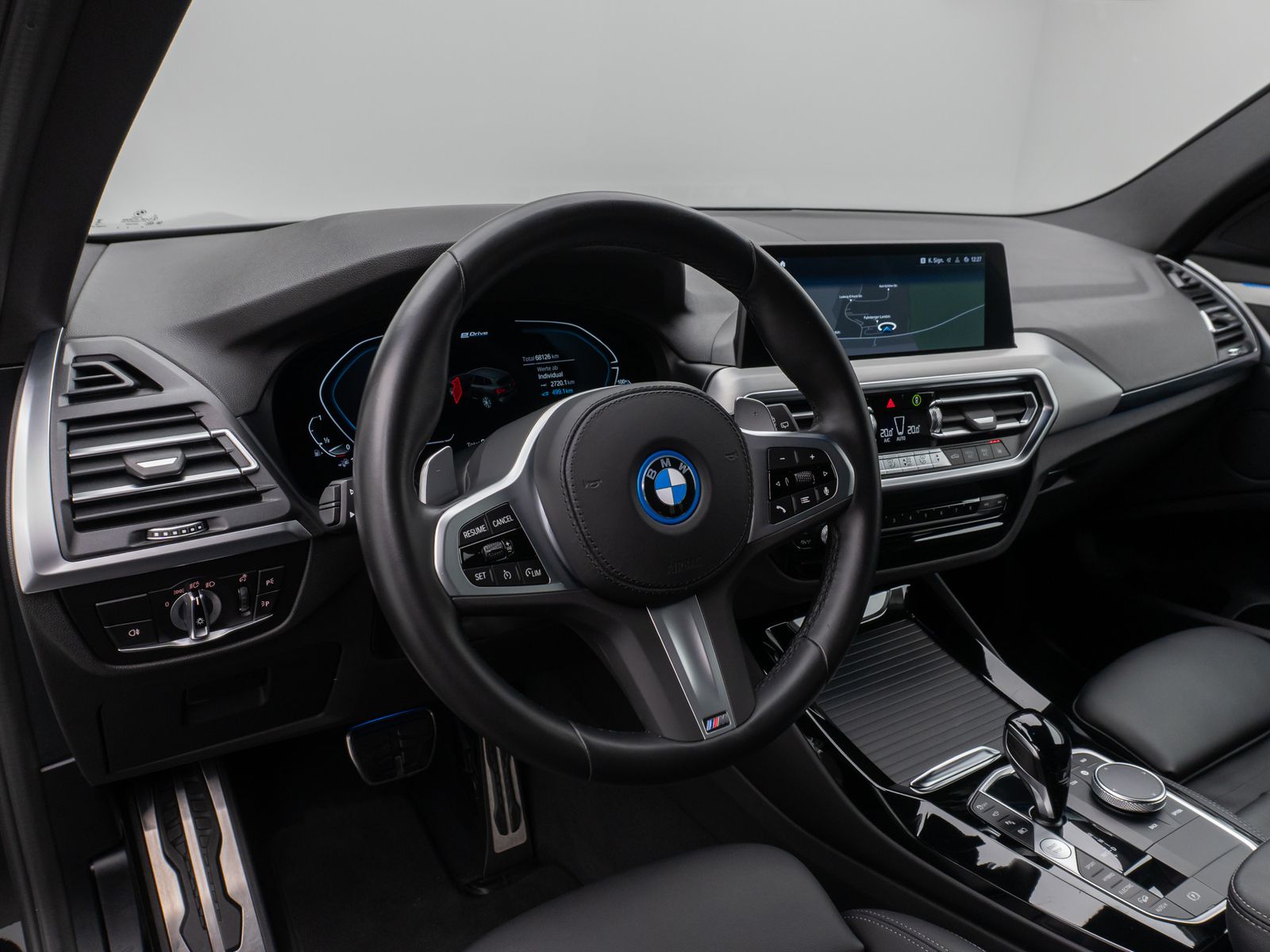 Fahrzeugabbildung BMW X3 xD30e M Sport 360° DAB HiFi AHK Leder 19Zoll