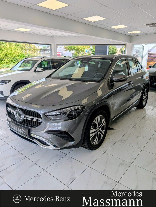 Mercedes-Benz GLA 220 d 4MATIC Progressive Pano.-Dach foto 12