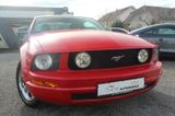 Ford Mustang 4.0L V6=V8 SOUND - Ford Mustang aus 2010: Coupé
