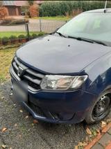 Dacia Sandera mit Anhängerkupplung - mit Benzin-Antrieb: Kleinwagen, Anhängerkupplung