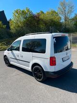 Volkswagen Caddy 1,4TSI 125 PS *Scheckheft*Garagenfahrzeug - VW Caddy von privat