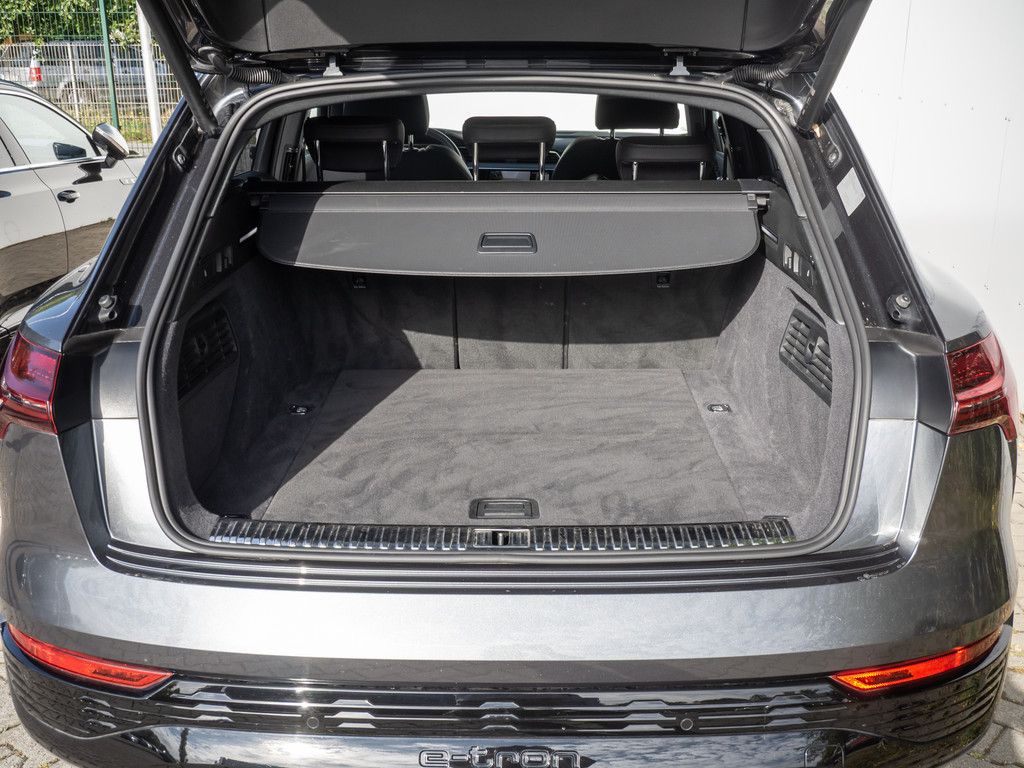 Audi Q8 e-tron - Bild 24