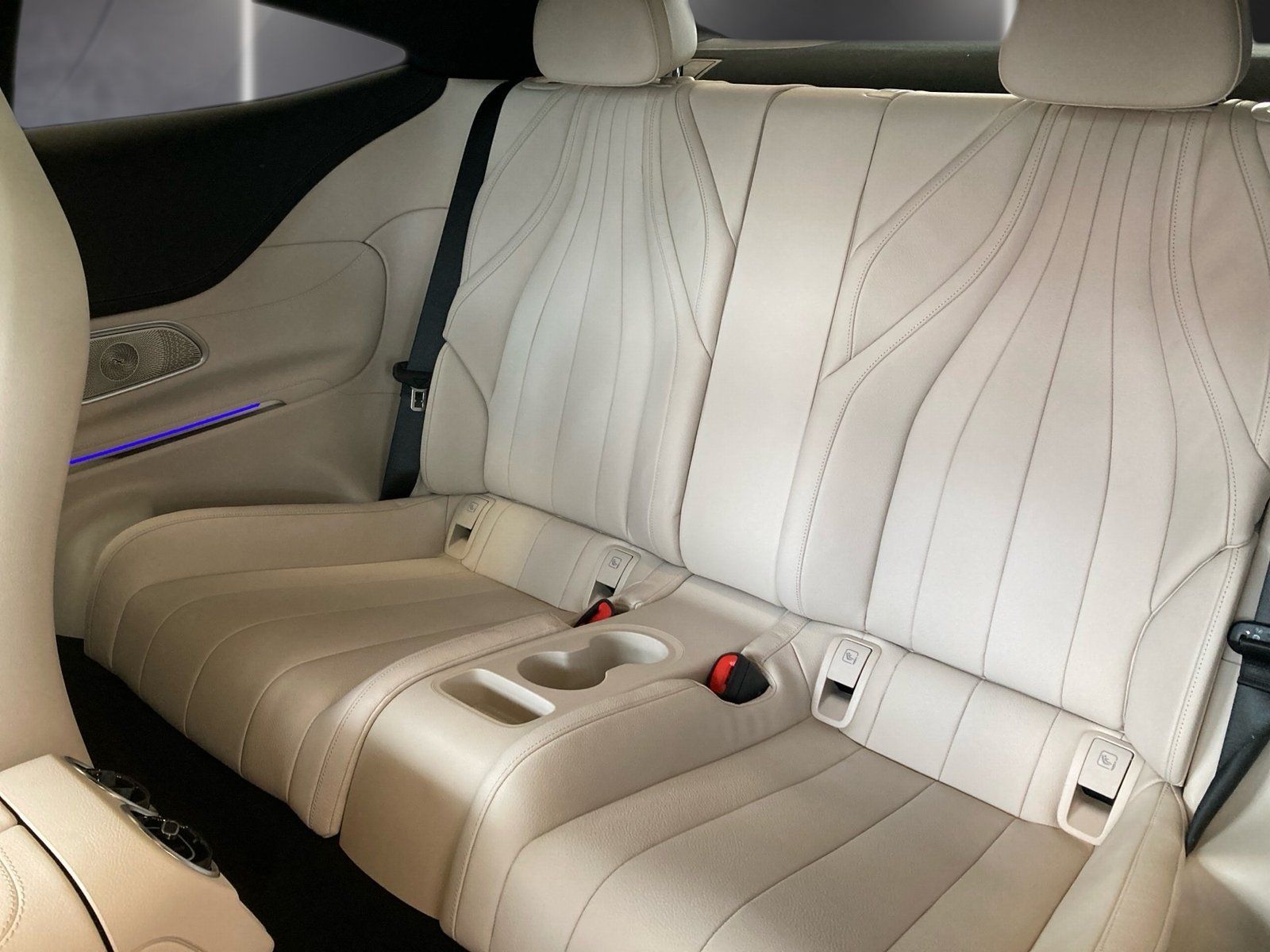 Fahrzeugabbildung Mercedes-Benz CLE 300 4M AMG*HA-Lenk*HUD*Pano*Distro*Burm*360*