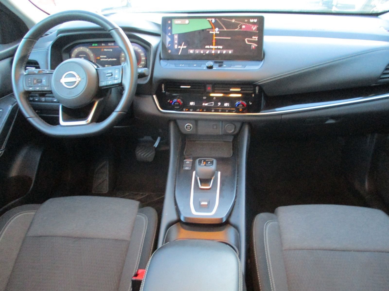 Fahrzeugabbildung Nissan Qashqai 1,3 DIG-T Xtronic N-Connecta
