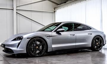 2020 Porsche TAYCAN 照片 1
