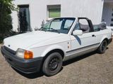 Ford Escort 1.4i Ghia Cabrio | Oldtimer - Ford Escort in Köln
