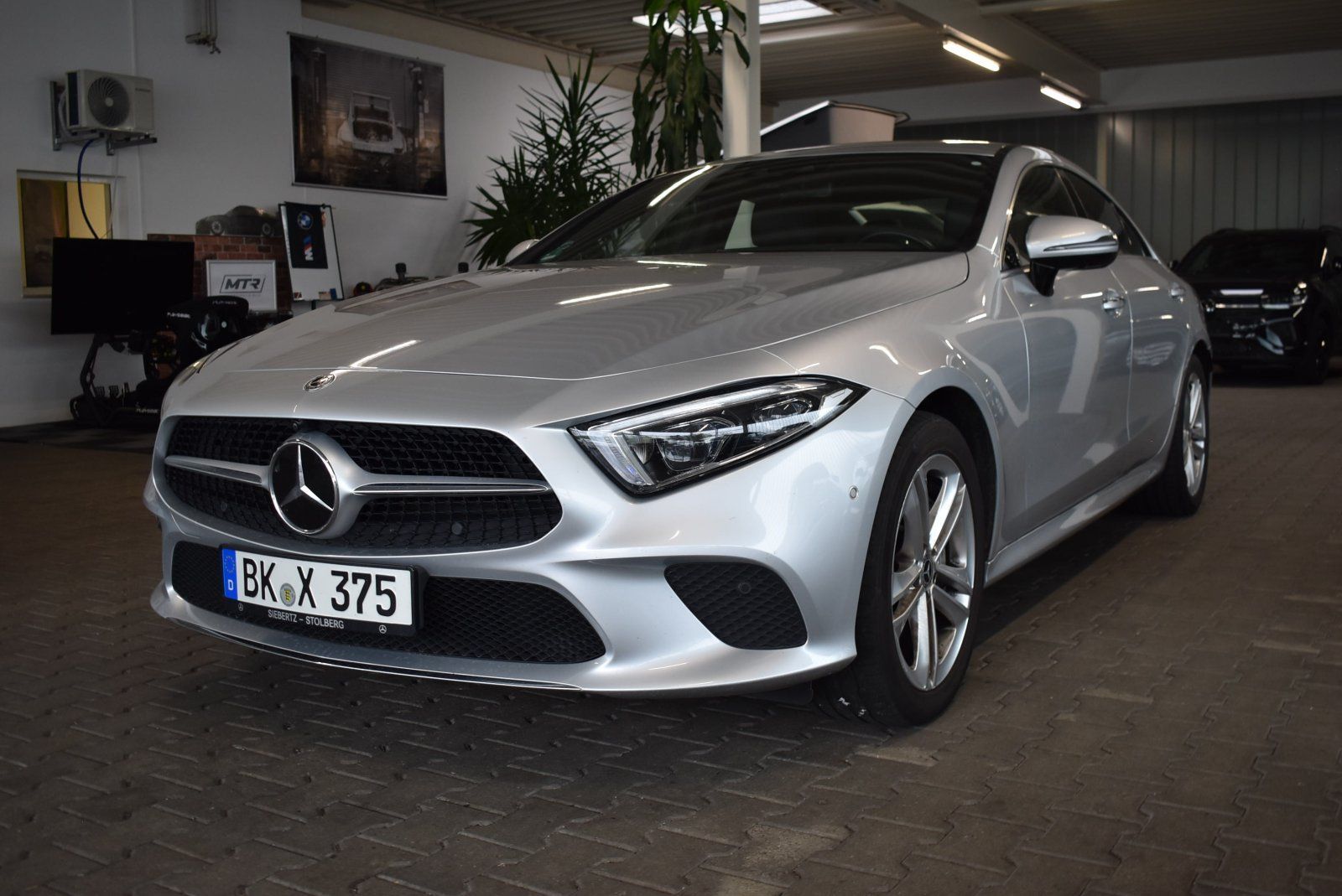 Mercedes CLS 450 2018, 3.0 benzīns, Automāts, Sedans, Sudrabs — Latvijā