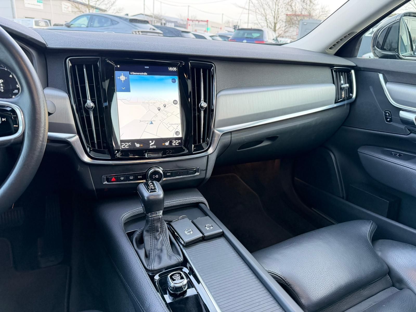Volvo S90 2.0 D4 Momentum HeadUP 360° Schiebedach foto 29