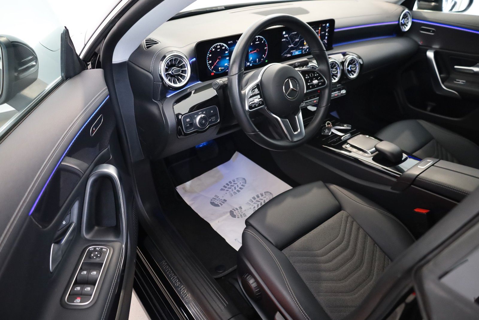 Fahrzeugabbildung Mercedes-Benz CLA 220d SB Progressive,SH,Navi,LED,Kamera +WR