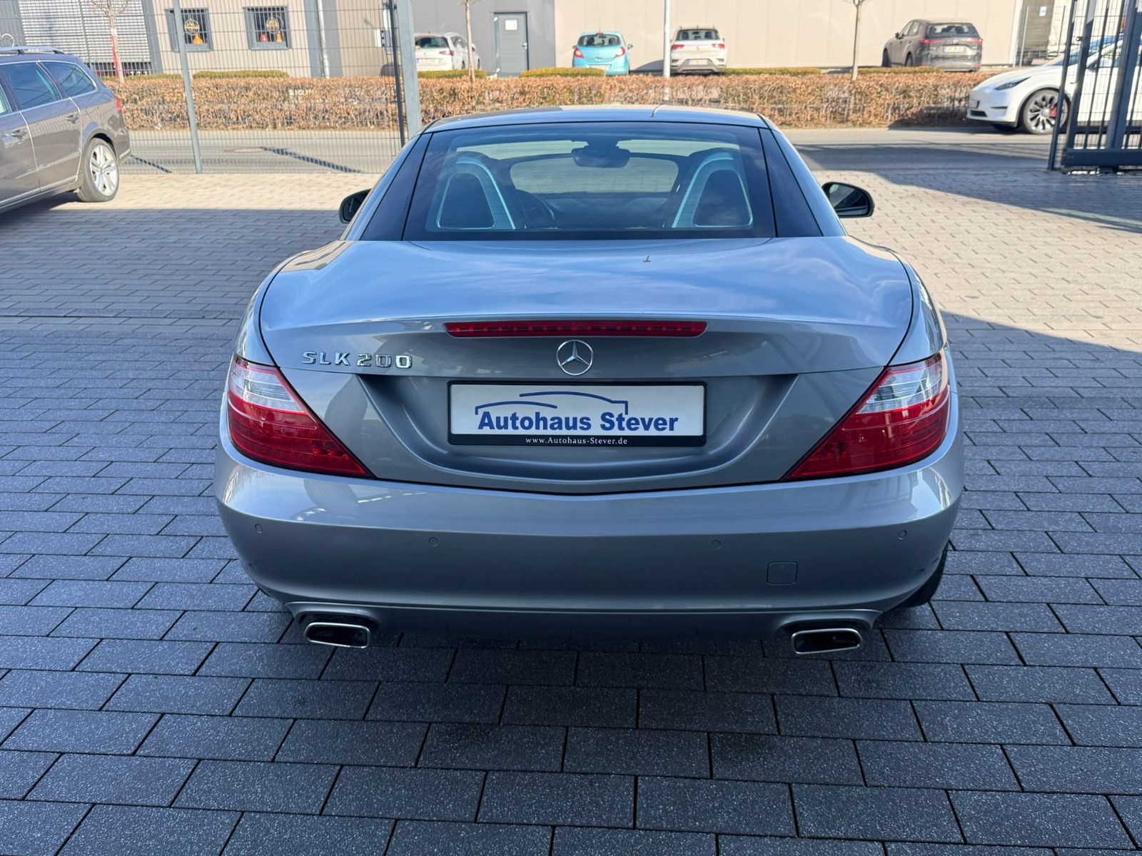 Fahrzeugabbildung Mercedes-Benz SLK 200 SLK Roadster  BlueEfficiency Edition 1
