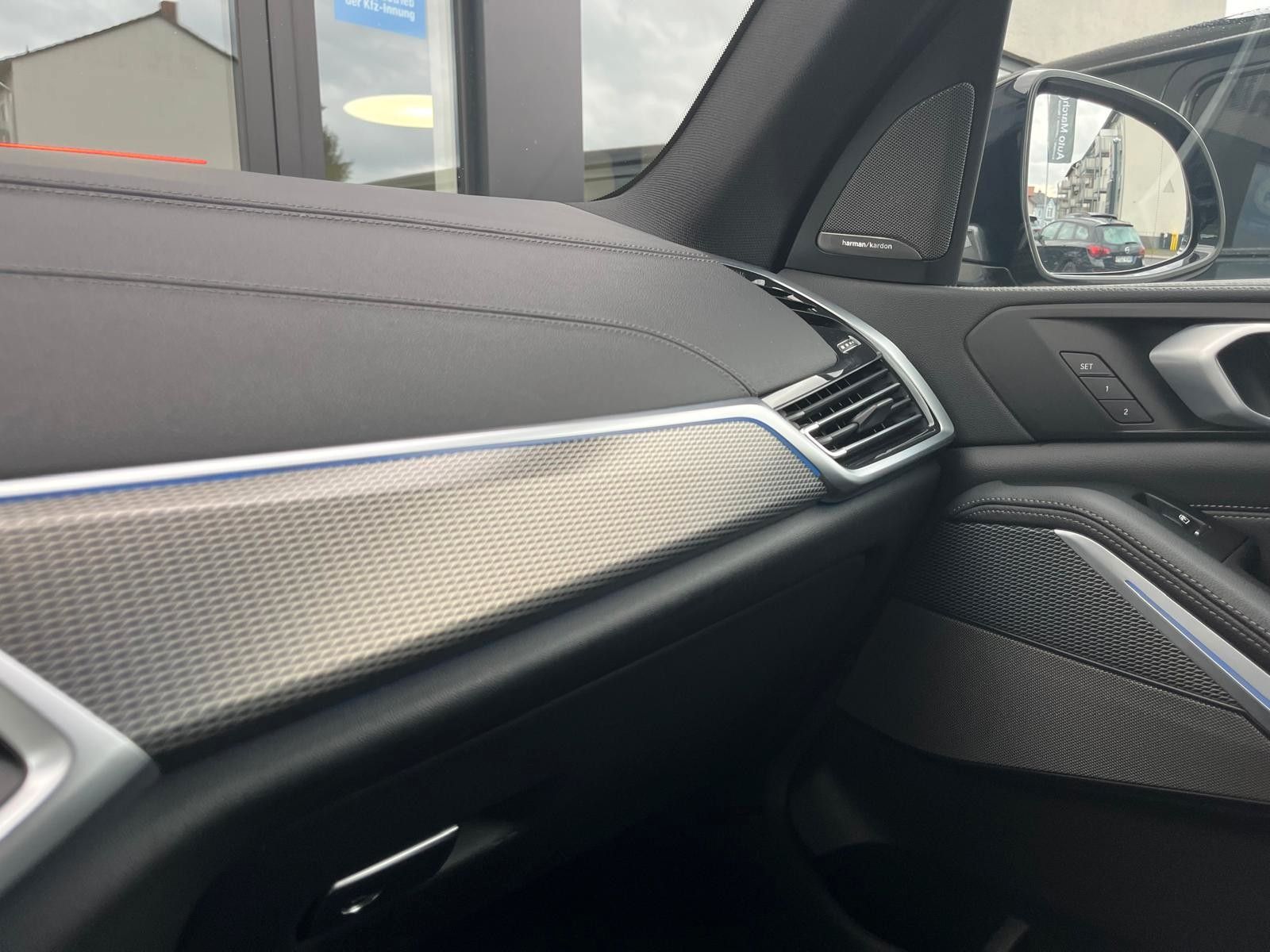 Fahrzeugabbildung BMW X5 xDrive 45 e M Sport*Laser*360°*AHK*H&K*HUD*