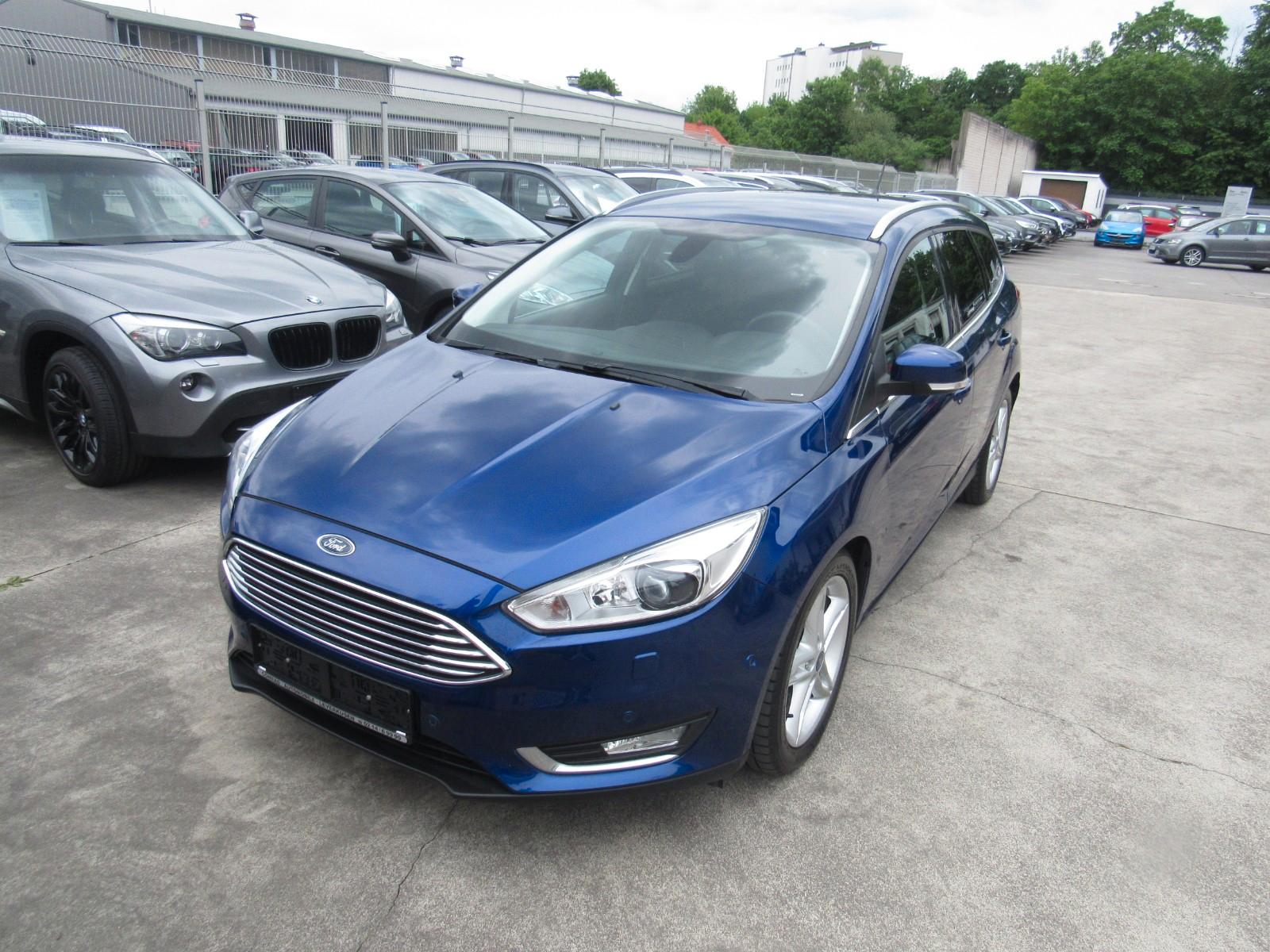 Ford Focus Turnier Titanium,1.HAND,AUTOMATIK,KLIMA,