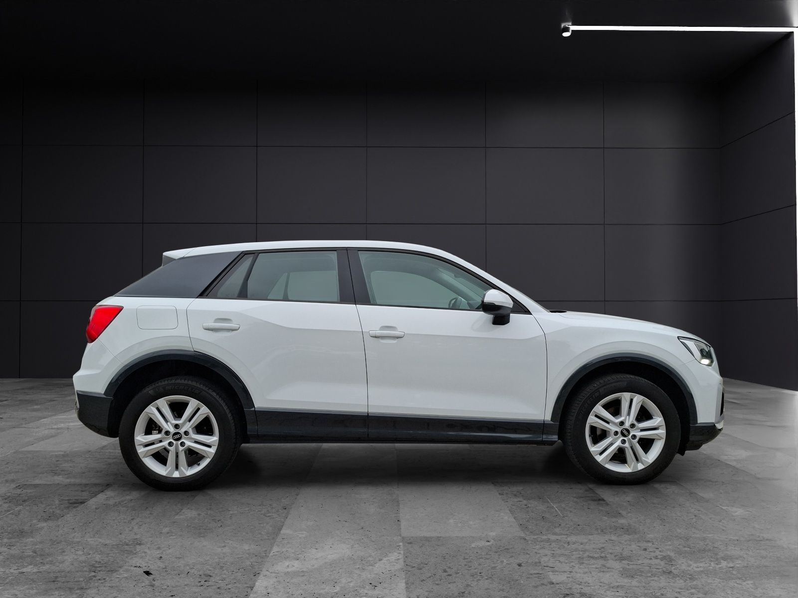 Fahrzeugabbildung Audi Q2 35 TFSI advanced S-tronic LED Navi ACC RFK SH
