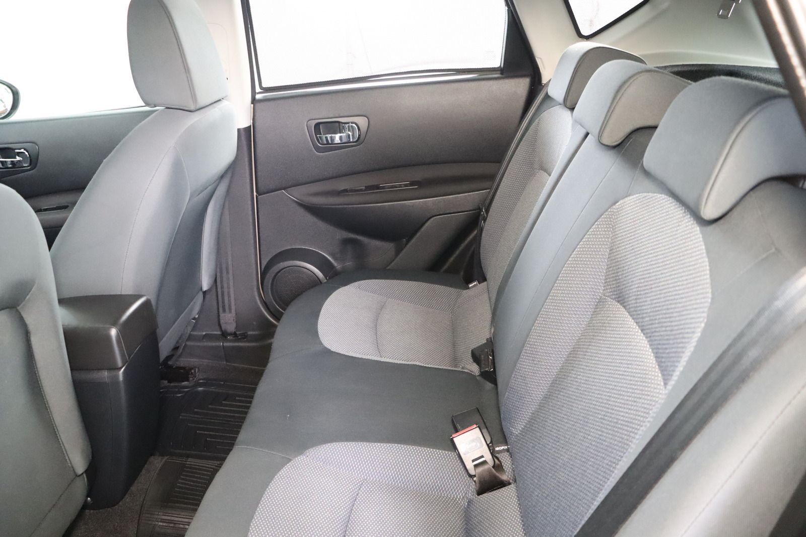 Fahrzeugabbildung Nissan Qashqai 2.0 Acenta 4X4 * AHK * LED *
