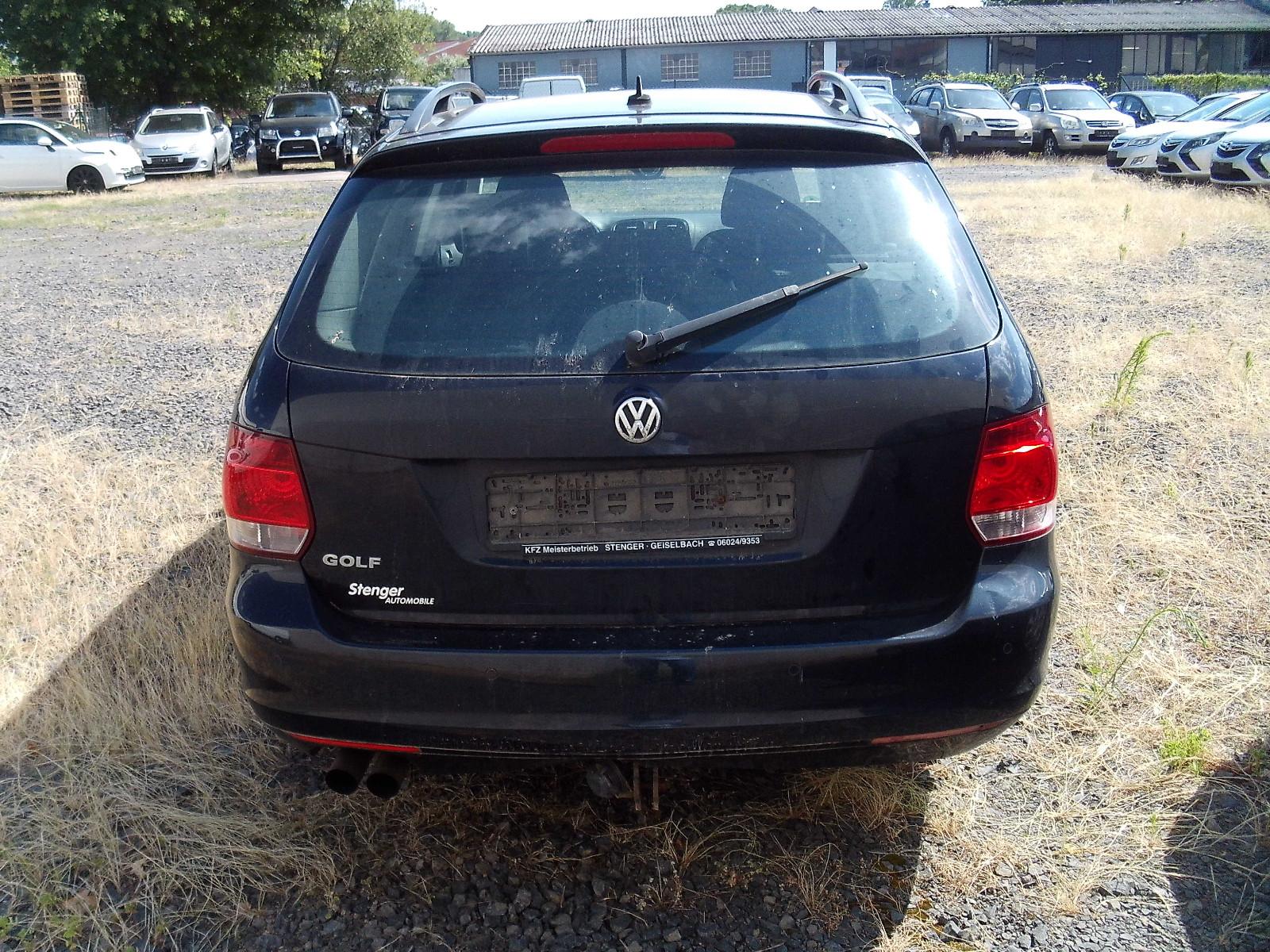 Volkswagen Golf 2010 — engine 1.390 cm³, 122 HP (90kW)
