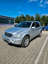Mercedes-Benz ML 400 CDI AMG ohne Rost - Mercedes-Benz ML 400 mit Diesel-Antrieb
