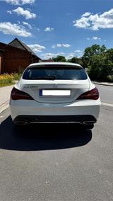Mercedes-Benz CLA 220d Shooting Brake - Mercedes-Benz 220: 220s