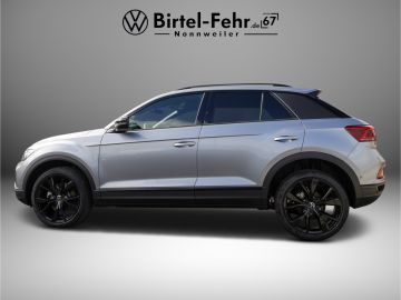 Volkswagen T-Roc Open Sky1.5 TSI DSG AHK Pano Kamera Matrix
