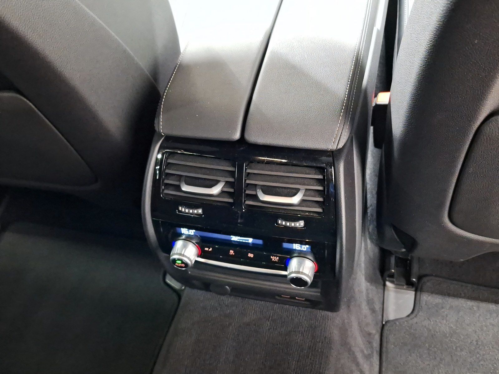 BMW 520d xDrive Touring M Sport AHK LiveCockpitProf foto 17