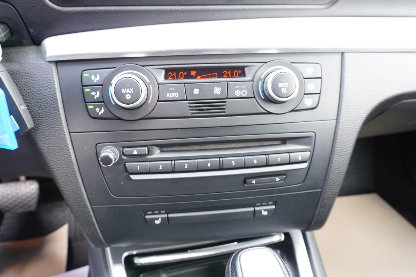 BMW 116 i Lifestyle *Automatik*Leder*Xenon*Navi*+++