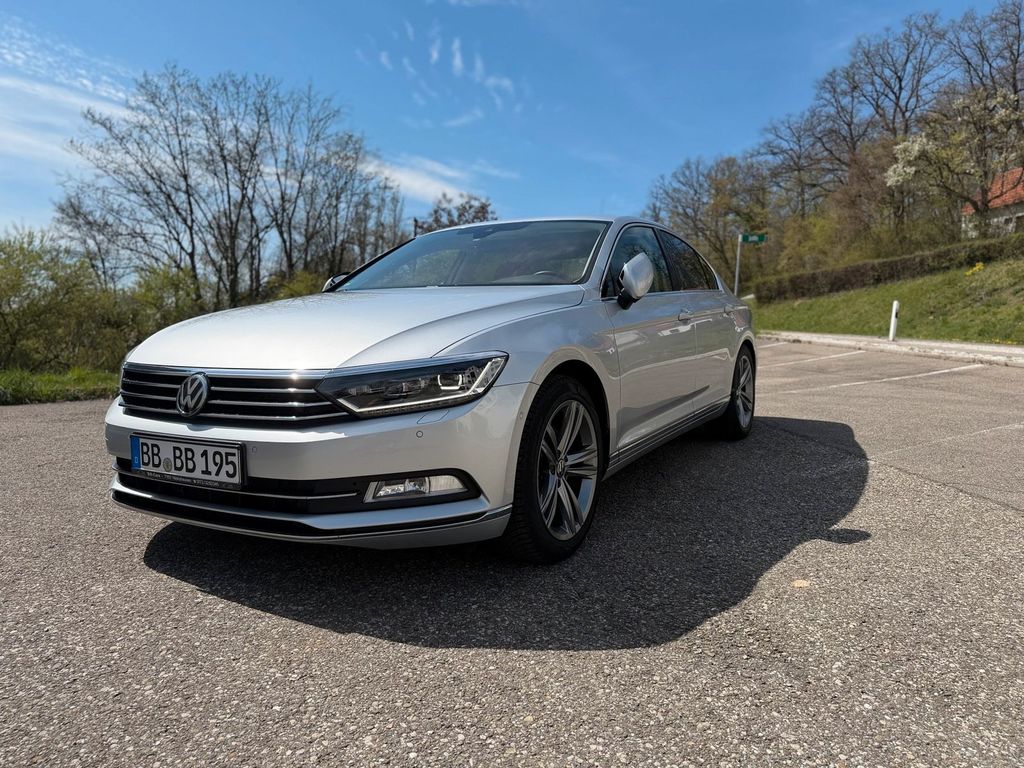 Image of Volkswagen Passat