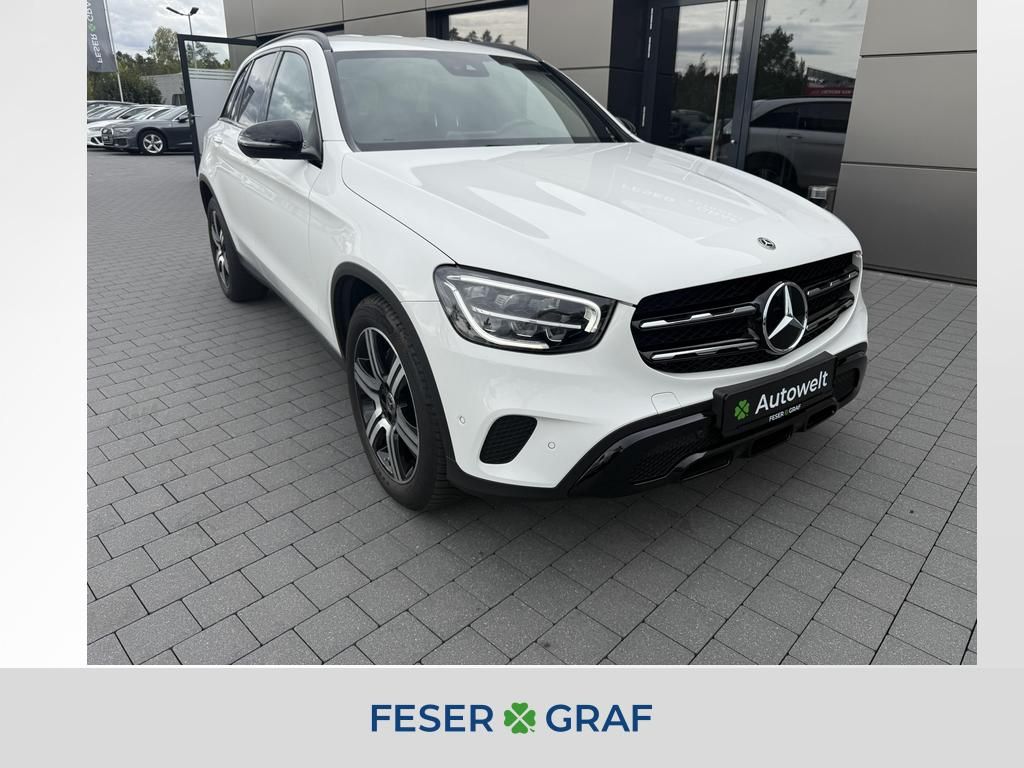 Image of Mercedes-Benz GLC 300