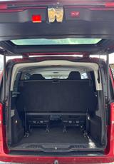 Mercedes-Benz V 300 4 Matic - rote Mercedes-Benz V 300