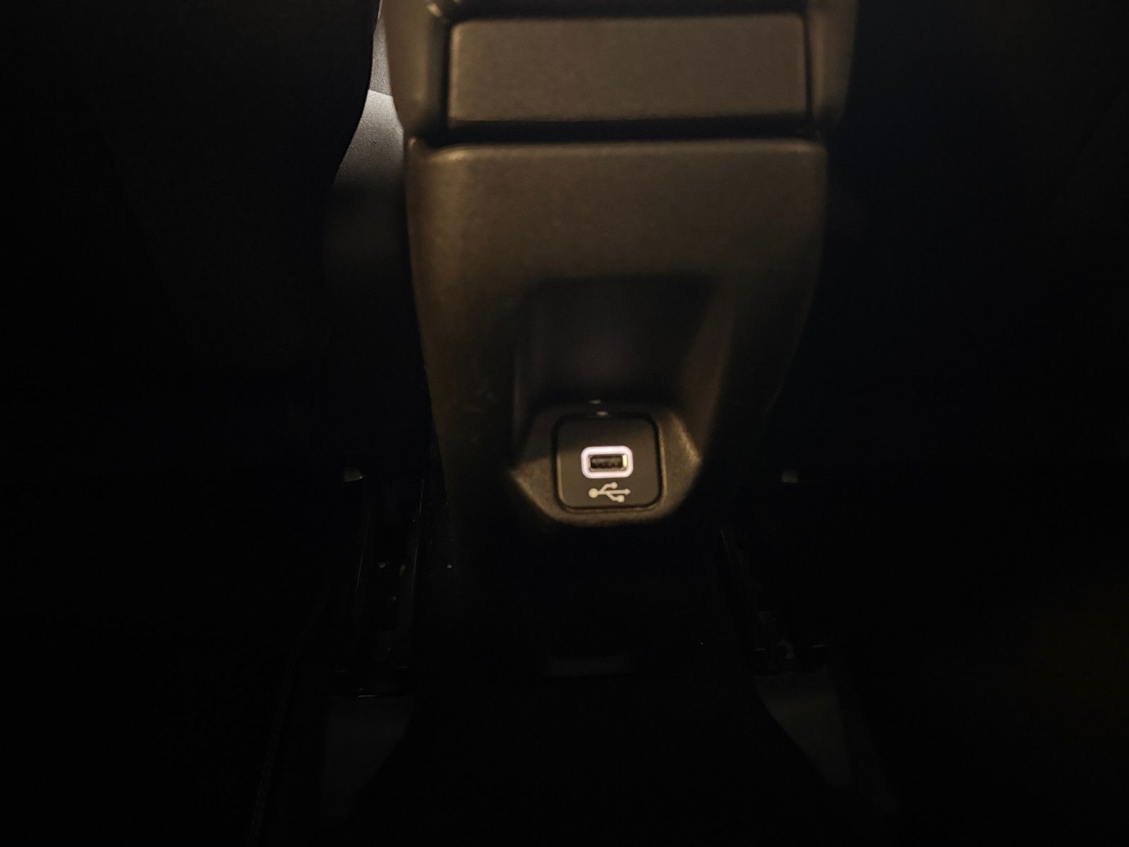 Fahrzeugabbildung Jeep Renegade Longitude Mild-Hybrid FWD/KAMERA/AUTOMA