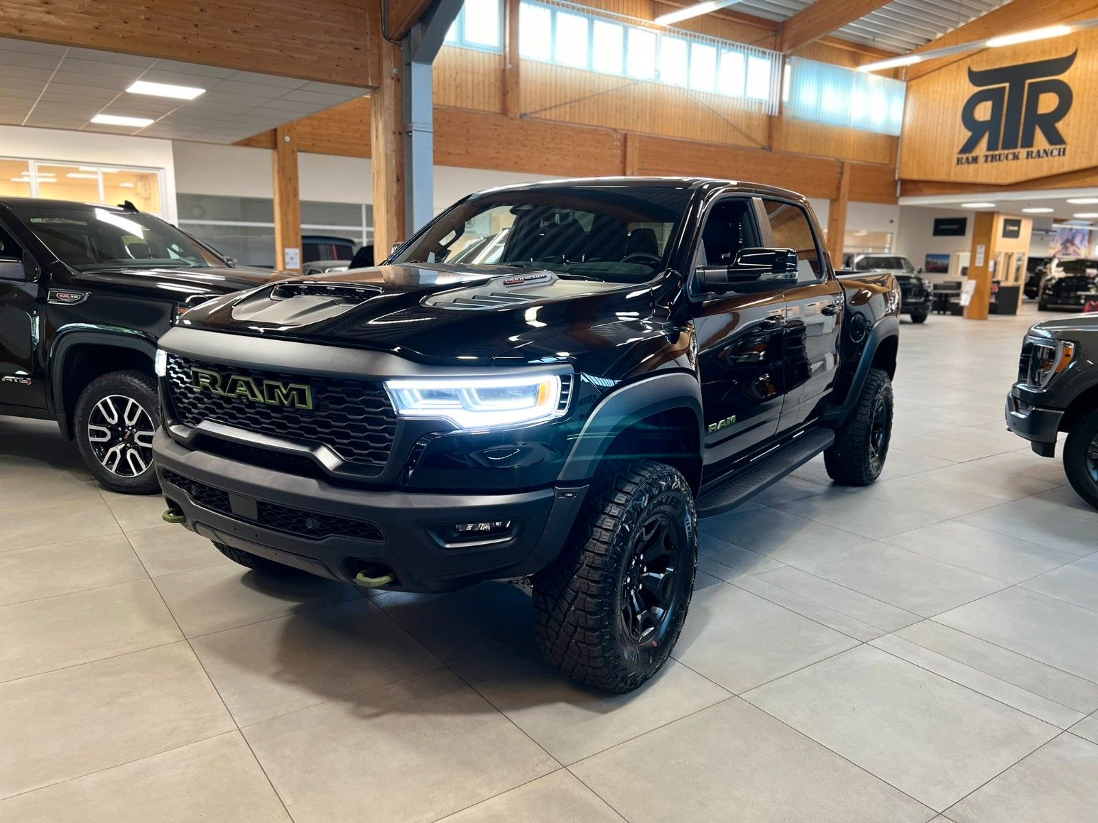 Fahrzeugabbildung Dodge RAM 1500 RHO H/O RTR Ed.