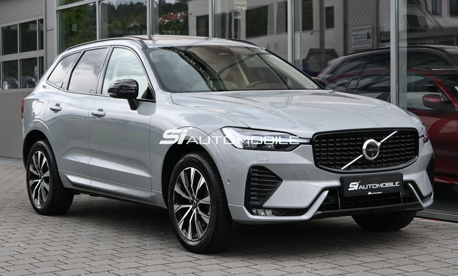 Fahrzeugabbildung Volvo XC60 B4 D AWD Plus Dark °ACC°AHK°PANO°STANDHEIZ°