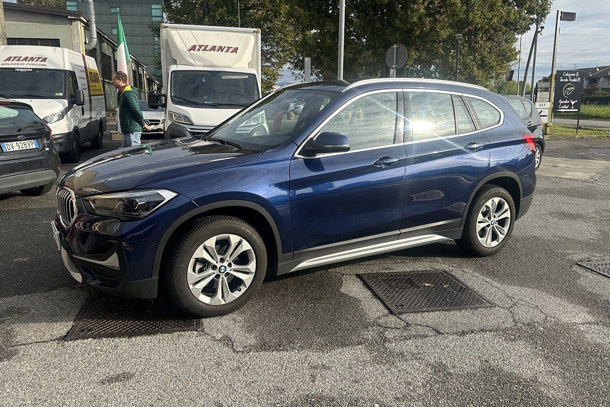 BMW X1 sDrive16d imagem 3