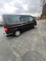 Volkswagen VW Multivan 2.5 TDI Automatik - Volkswagen LT aus 2006