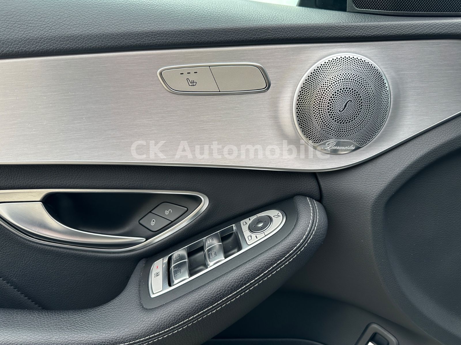 Fahrzeugabbildung Mercedes-Benz C 220d T  4Matic AMG-Line/Navi/LED/Kam/