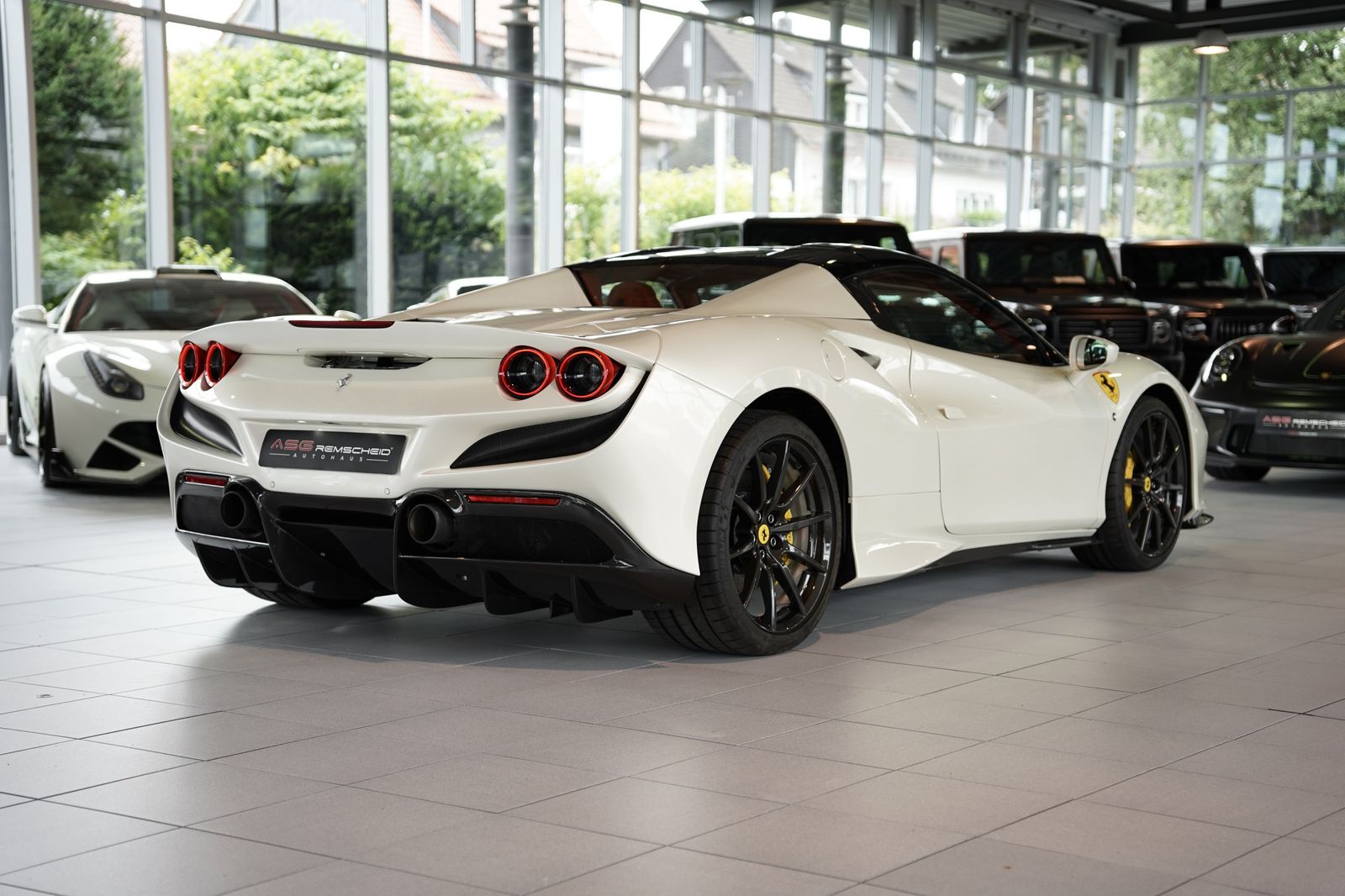Ferrari F8