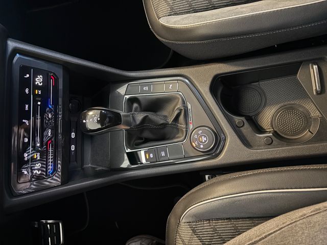 Tiguan Allspace R-Line 4Motion *AHK*ACC*APP*
