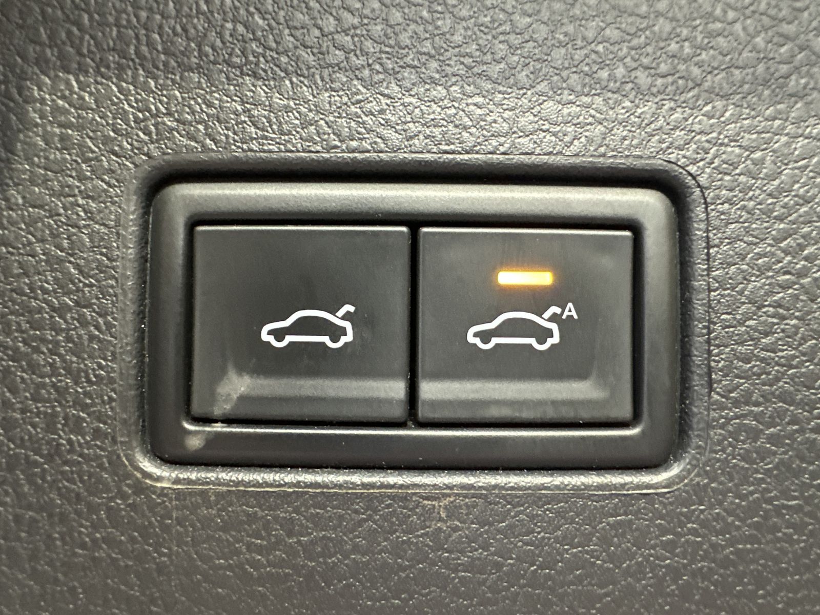 Fahrzeugabbildung Volkswagen Passat Variant GTE NAV+IQ-LIGHT+PANO+17ZO+KAMERA