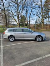 Volkswagen Passat Variant 2.0 TDI DSG BMT Highline Vari... - VW Passat Variant von privat