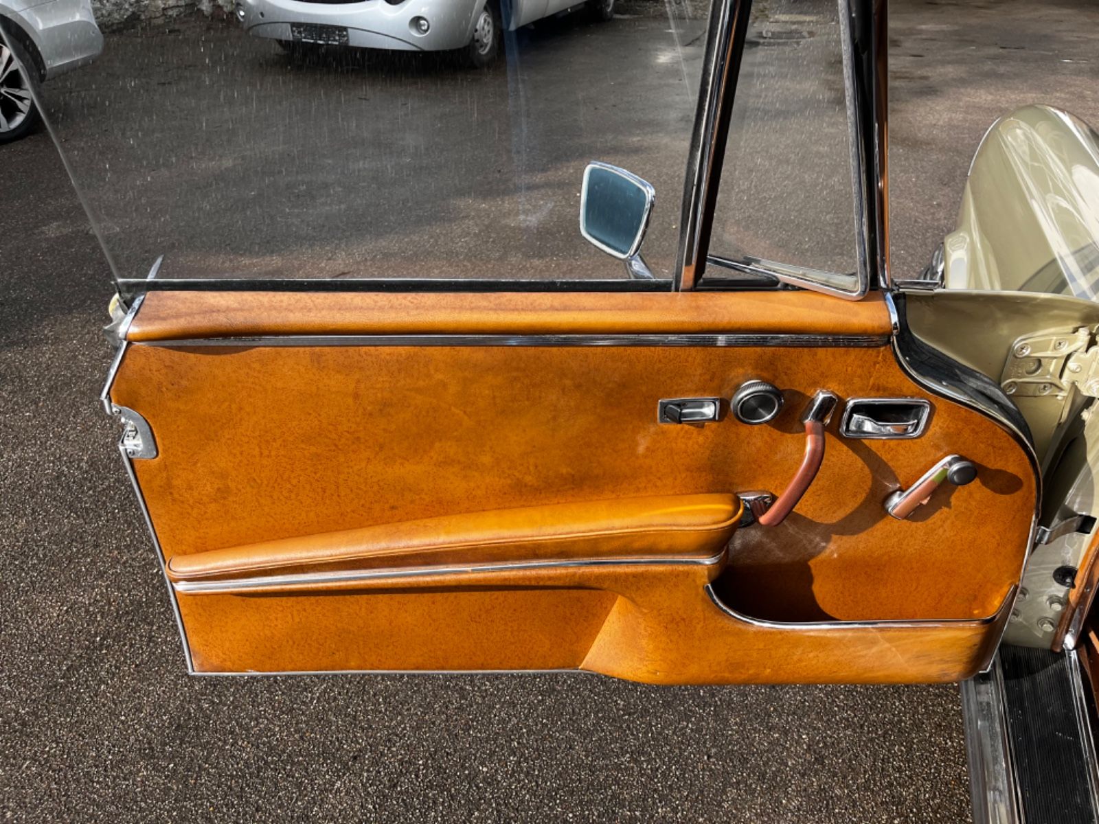 MERCEDES-BENZ 280 16