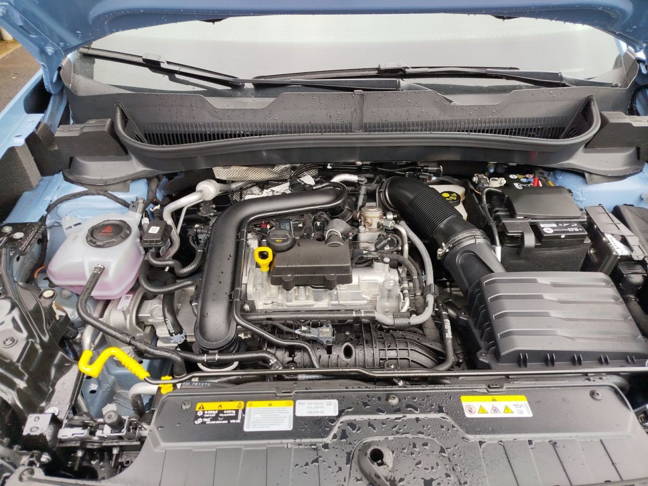 Fahrzeugabbildung Volkswagen T-Cross Life 1.0 TSI 85 kw