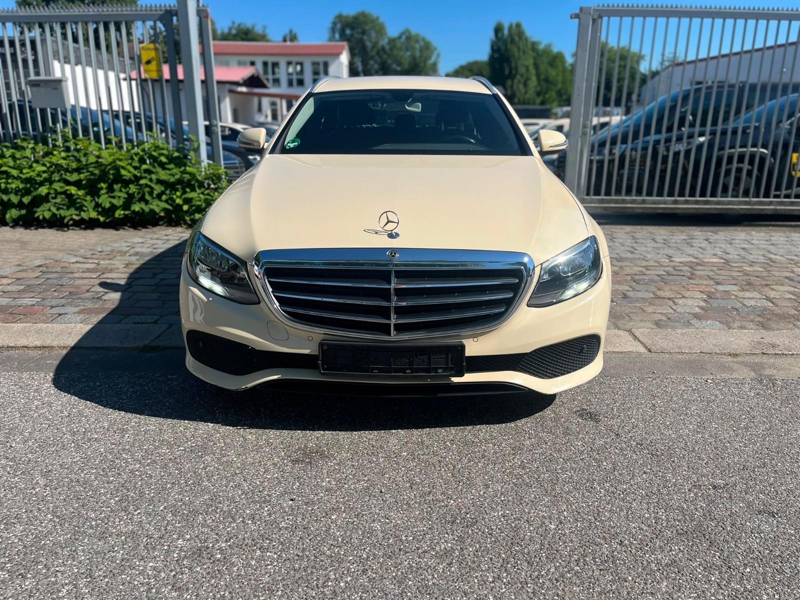 Mercedes-Benz E 200 d Autom.