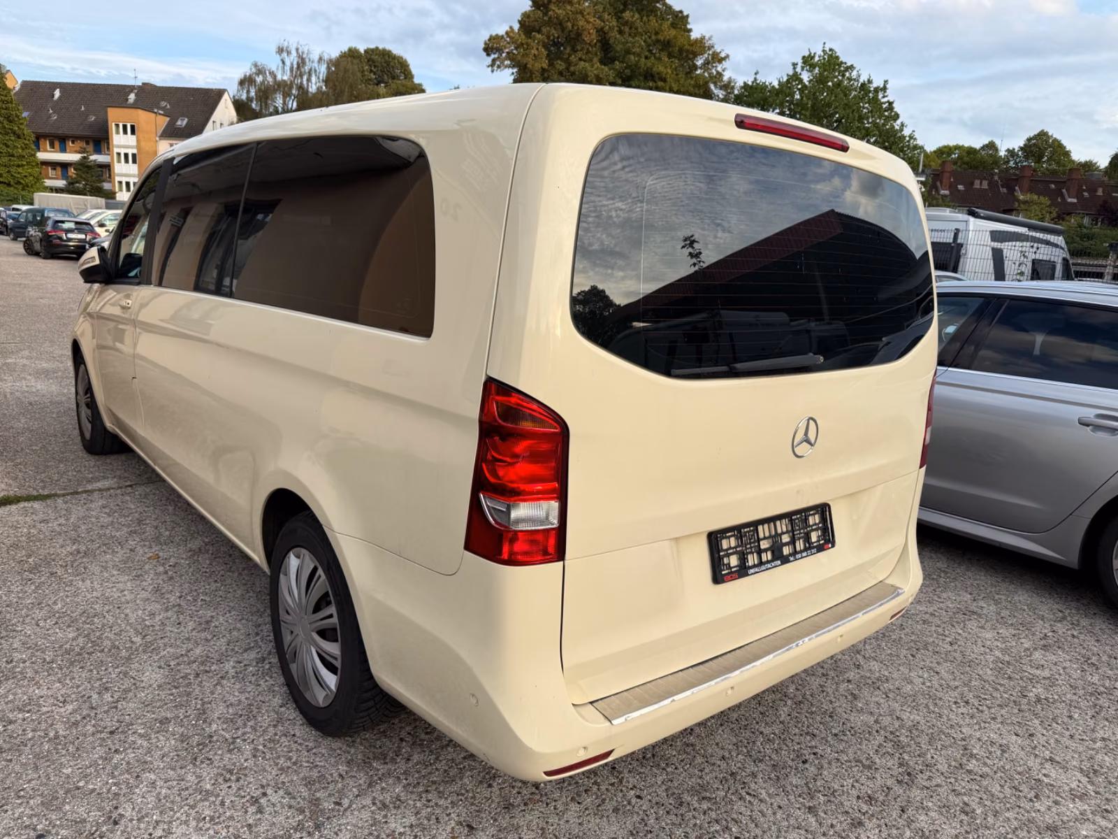 Mercedes-Benz V 250 Extralang,1 Hand,9 Sitzer