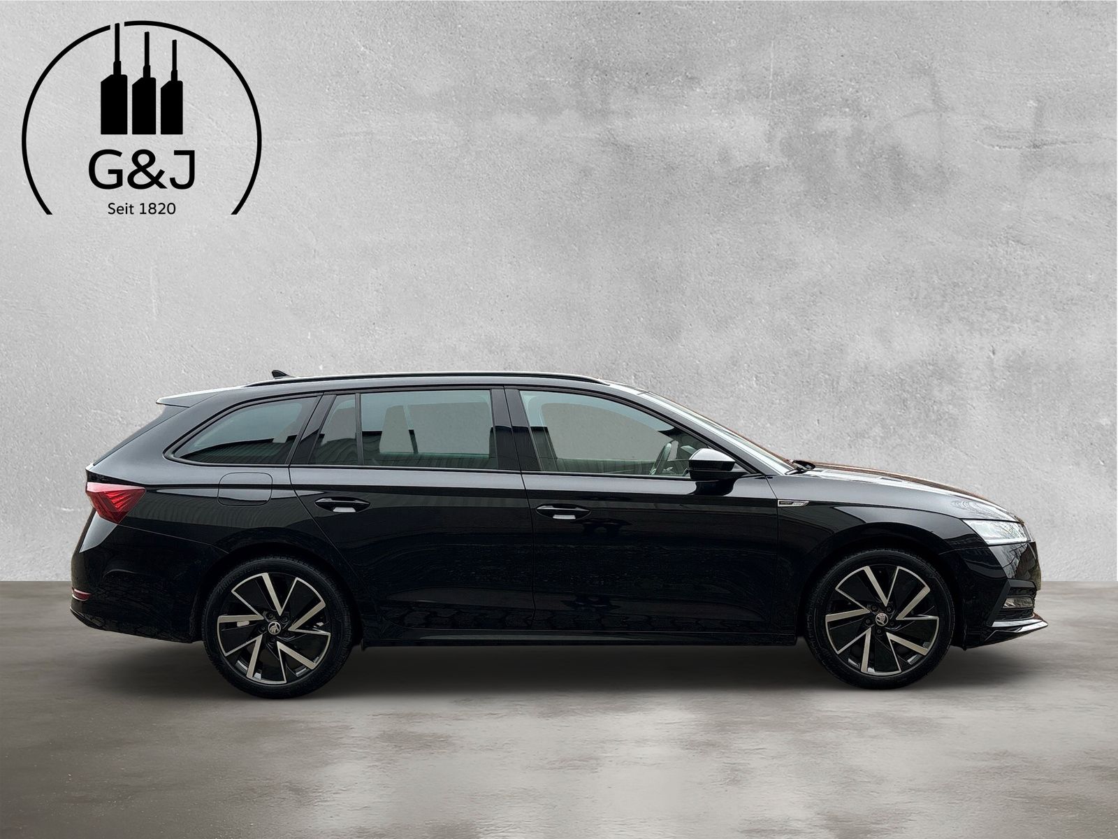 Fahrzeugabbildung SKODA Octavia Combi Sportline 1.5 TSI SmartLink LED