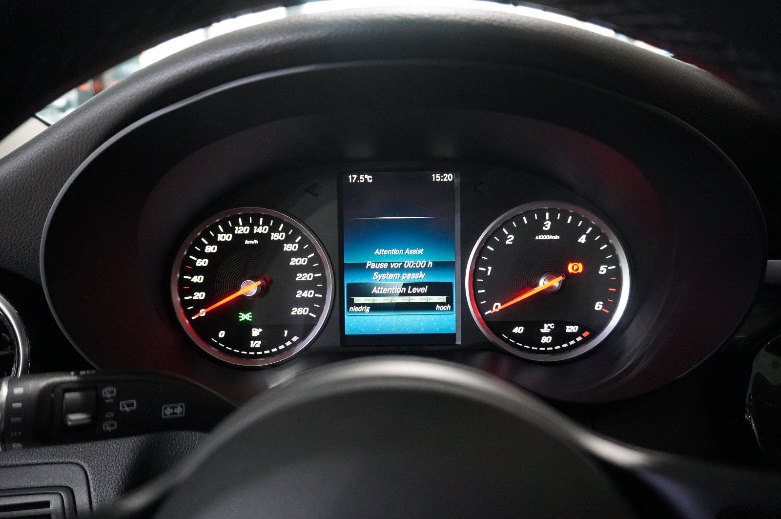 Fahrzeugabbildung Mercedes-Benz C 200D T BUSINESS NAVI/LED/KAMERA/SH/BURMESTER