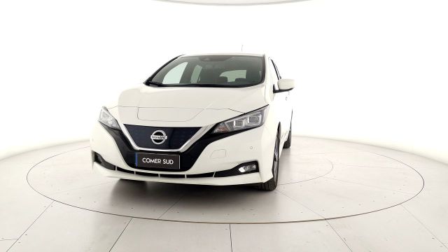 Nissan NISSAN Leaf II 2018 - Leaf N-Connecta 40kWh 150c